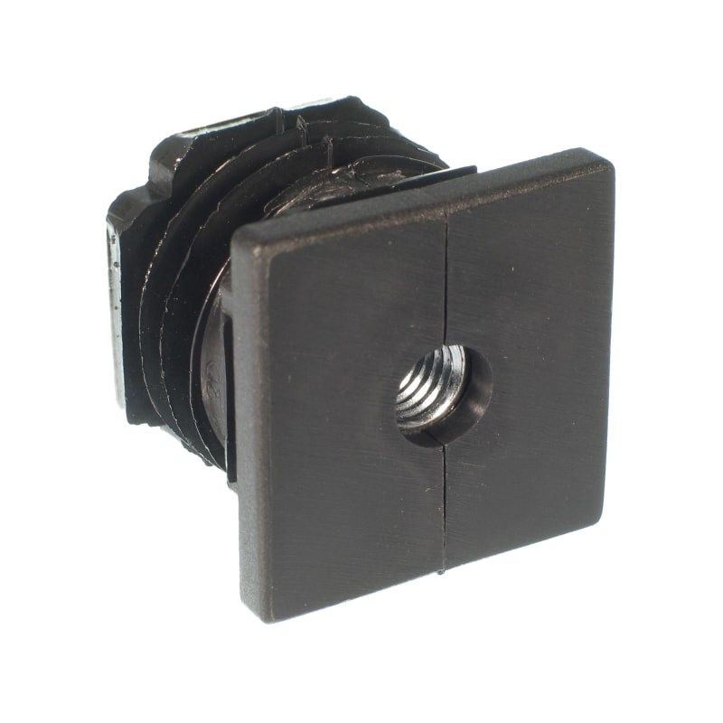 Záslepka čtvercová s&nbsp;kovovým závitem